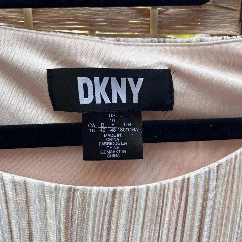 ~DKNY~ Sleeveless Dress - Size 16 - Picture 2 of 7